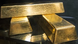 Celebrity Gold bugs getting whacked Wealth