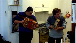 Tarantella calabrese - Organetto e tamburello (accordion and tambourine) chords