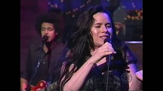 Natalie Merchant Live on Late Show With David Letterman - November 13, 2001 (Build A Levee)