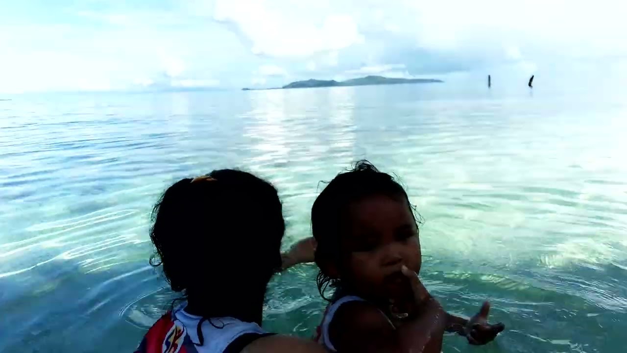Simple life in an island in the Philippines
