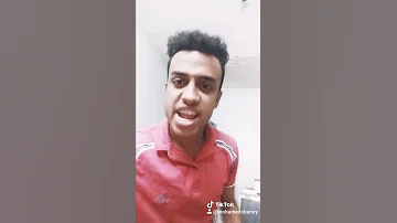 جاي وفي حكايه واقف وفي ايدي ال الجوبايه 