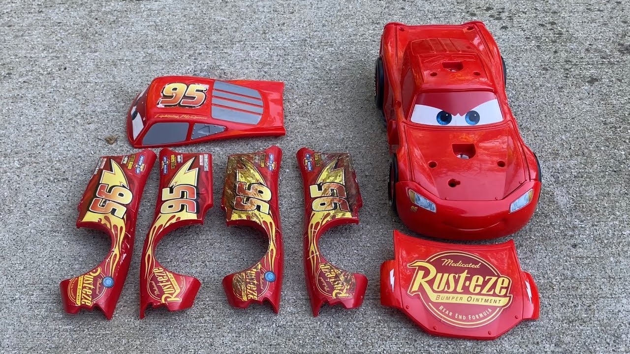 Bestickte Thermoklebe-Aufnäher Cars Lightning McQueen Race Ready