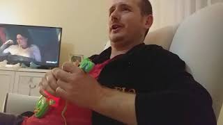 İki yaralı yürek biri sen biri da ben