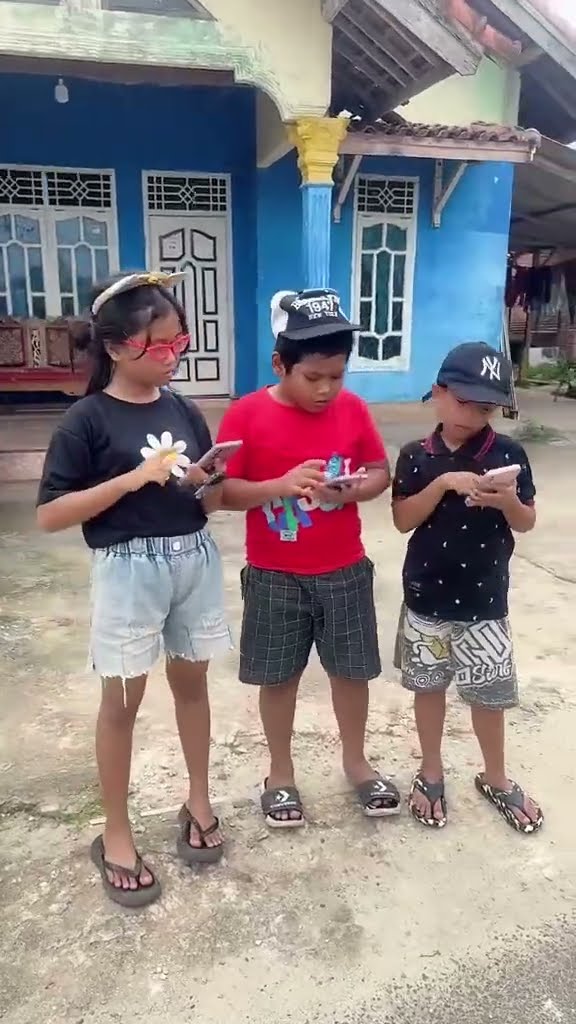 Vidio kocak dan gokil @nyaikembang1nyaikembang1 /kisah cewek yg pengen Viral?