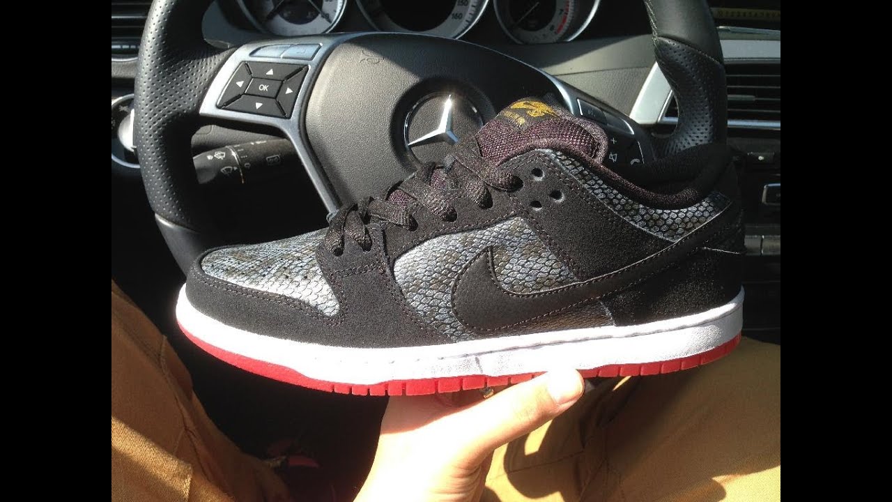 nike dunk snake eyes