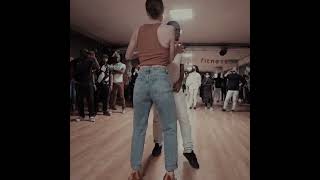 Beautiful steps !! 🥰 Urban Kizomba Dance 🫂 Rodrigue Kizlife & Amy Kizomba 💃🏻🕺🏾