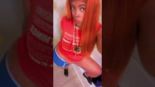 Pretty girl rock no bbl natural  body￼