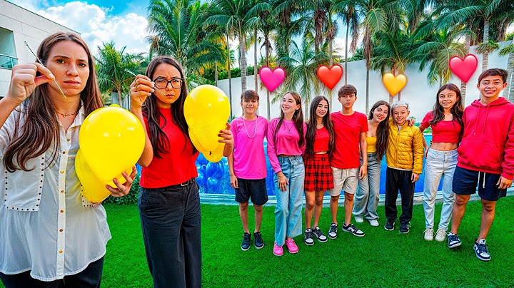 The Moms Popped The Balloons And Chose Their Daughters' Crushes!