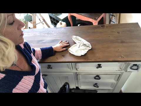 Wax vs Poly Over Chalk Paint - Which is Better? 