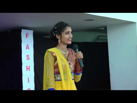 ਚਰਖਾ-ਮੇਰਾ-ਰੰਗਲਾ-beautiful-singing-indian-street-telent-girl