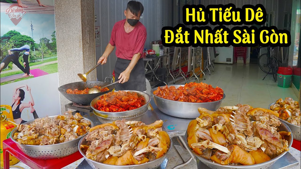 mon an sai gon 2022 Cận Cảnh Hủ Tiếu Dê Đắt Khách Nhất Sài Gòn Có Quy Trình Chế Biến Cực Chất