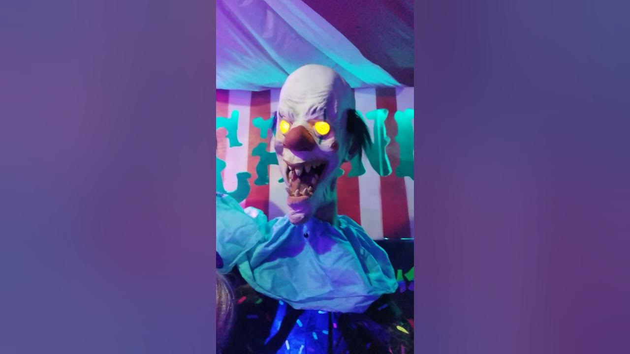 Two Scoops animatronic YouTube