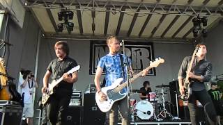 "Simple Life" by Framing Hanley LIVE at Dirt Fest