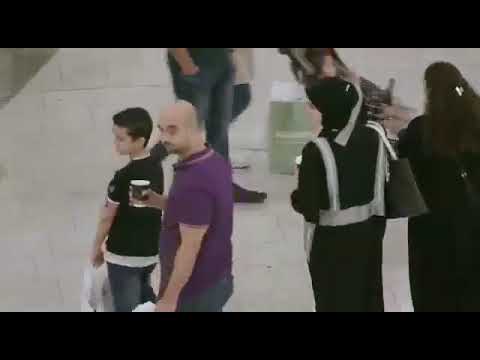 مفاجأة زوار الستي سنتر البحرين تبين عيني لك عيوني انا وكل ما املك البحرين