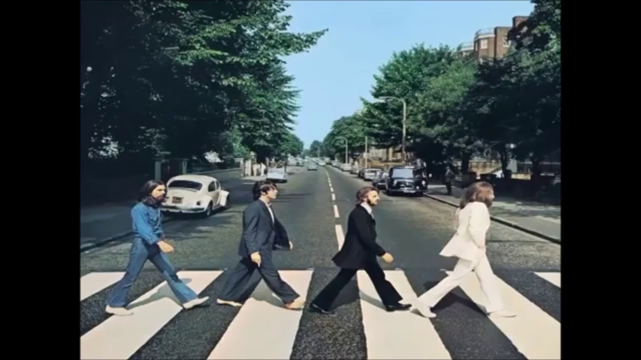 Пешеходы песня слушать. Beatles "Abbey Road". Beatles Abbey Road обложка. Эбби роуд actress. Abbey Road the Beatles полиция.