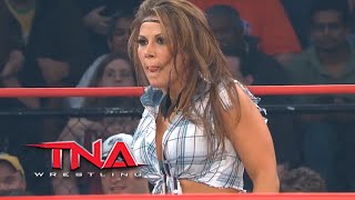 TNA iMPACT!: November 18, 2010 - Mickie James vs. Angelina Love