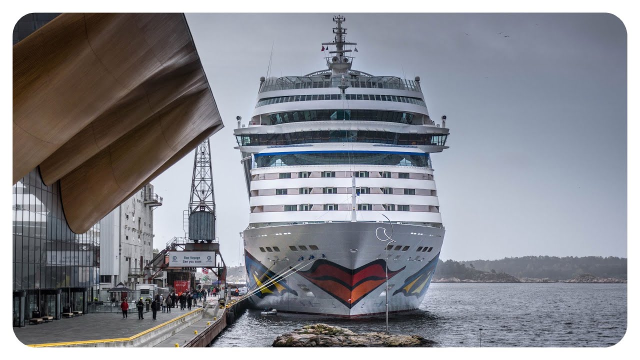 Kreuzfahrtschiff Aidamar In Kristiansand Norwegen Erstanlauf Mai 15 Youtube
