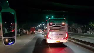 Aksi PO Haryanto HR 23 Sensation mengejar Sinar Jaya 26RC dan 29RC