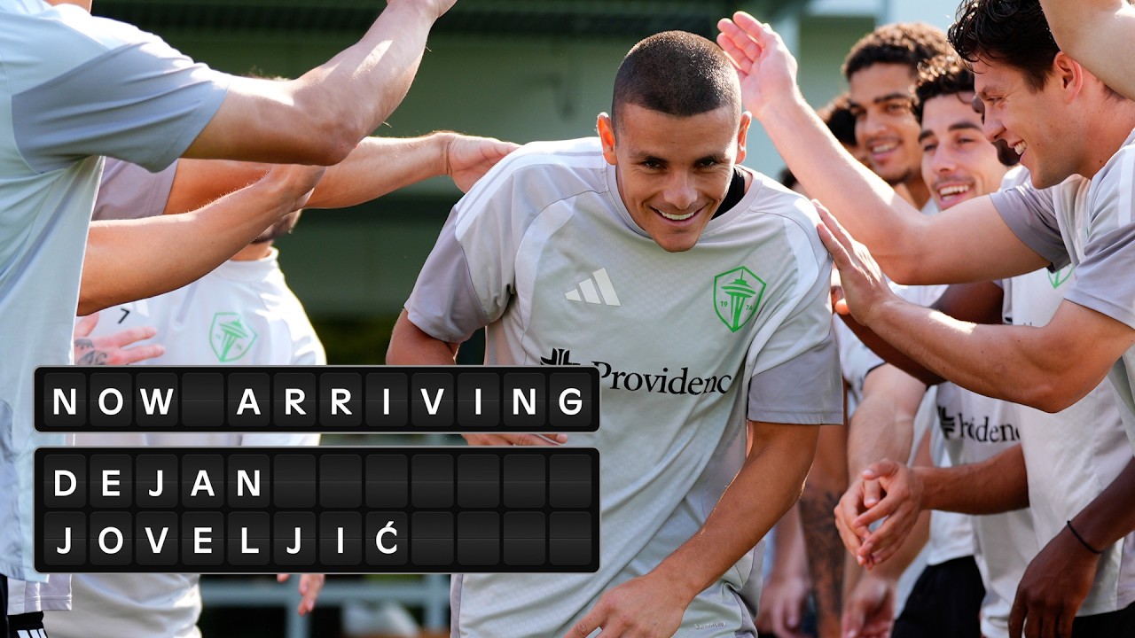 Now Arriving: Dejan Joveljić arrives in the Emerald City