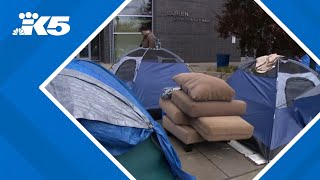 Frustration grows in Burien as city and sheriff's office clash over camping ban enforcement