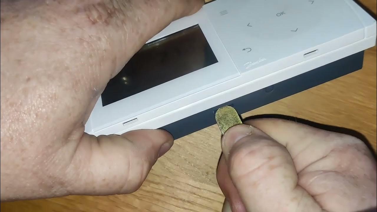 DANFOSS Thermostat Battery Replacement. Danfoss TPOne YouTube