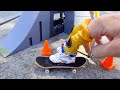Finger Skateboard | Tech Deck Construction Ramp Unboxing | Tricks On Finger Skateboard