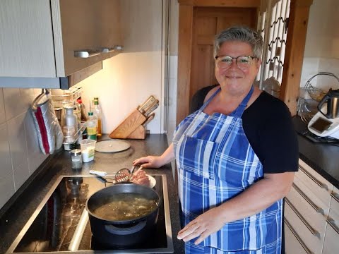 Video: Wie Man Bohnensuppe Mit Jagdwürsten Macht