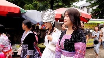 Gefascineerd door de schoonheid van prachtige Highland Girls – Moc Chau Festival, Son La / Northw...