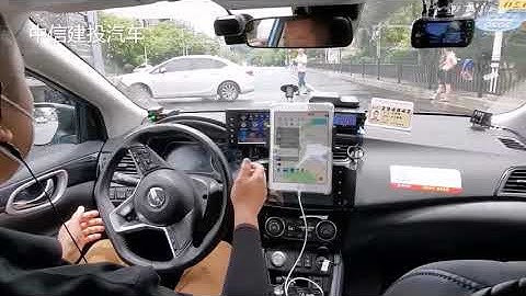 First-Time Rider Amazed by How WeRide Robotaxi Deals with Complex Traffic Scenarios