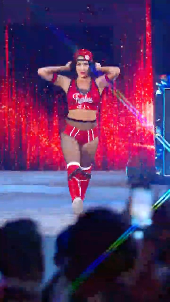 It was so good to have Nikki Bella back at #RoyalRumble! ?
