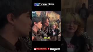 Demi̇re Tapan Arkadaşina Gönder