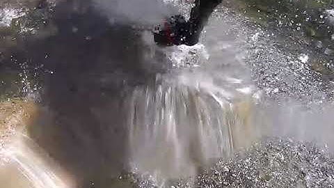 Precise fit and drainage vents on all sides keeps Scoot Boots secure in water.