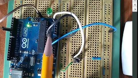 Encender un Led  ArduiUno programado en Ladder (arduino PLC)