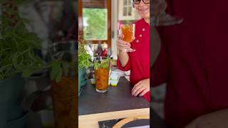 Tè freddo all’albicocca e melissa in questa calda estate 2026 #alxred #fusioneblog #tea #summer