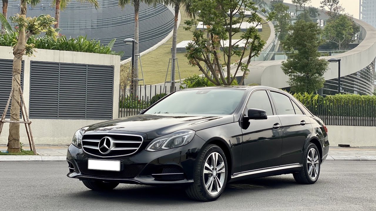 2013 MercedesBenz EClass Review  Drive