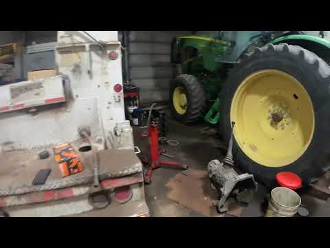 John Deere 8235r Cylinder Head Removal