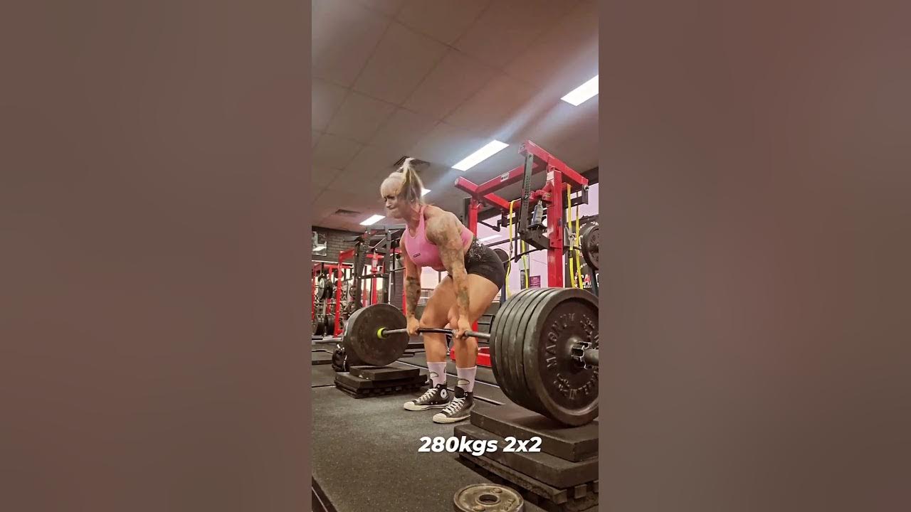 Jaymii 300kg x2 Deadlift off raised blocks. Training for her next