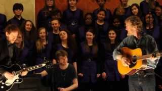 Video thumbnail of "Glen Hansard leads group in Leonard Cohen's Passing Through"