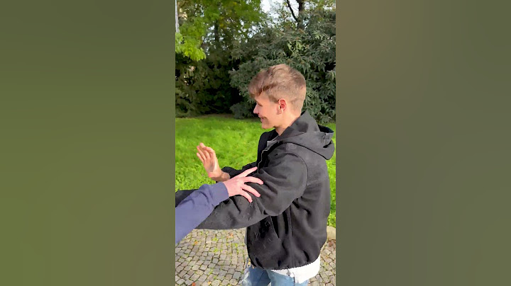 Podivný Fanoušek ZAÚTOČIL na Bouchala...