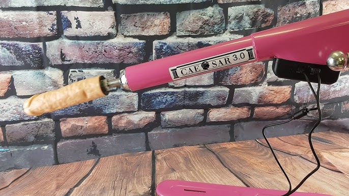 Саратовтан келген порно актриса Краснодардағы жалаңаш қыздар