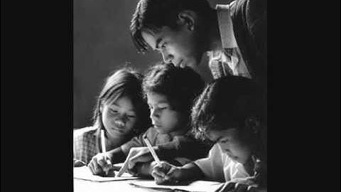 bạo lực học đường (Đính Chính) trường THCS Thị Trấn Núi Sập.flv