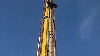 انظرو الى برج الموت كيف يقطع القلب