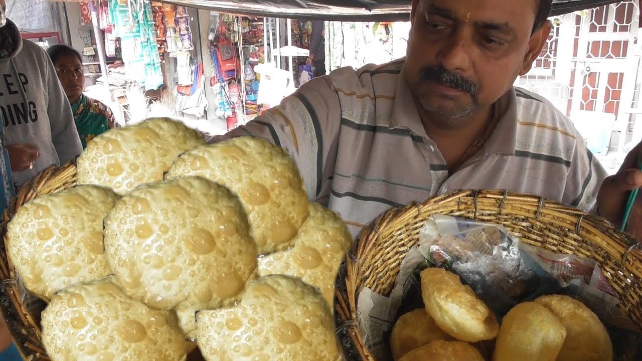 Naru Da Ka Dal Puri - 2 Piece with Curry @ 10 rs Only - Indian Street Food Berhampore West Bengal | Indian Food Loves You