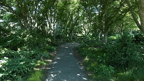 Hahn Horticulture Garden - Journey Through the New River Valley