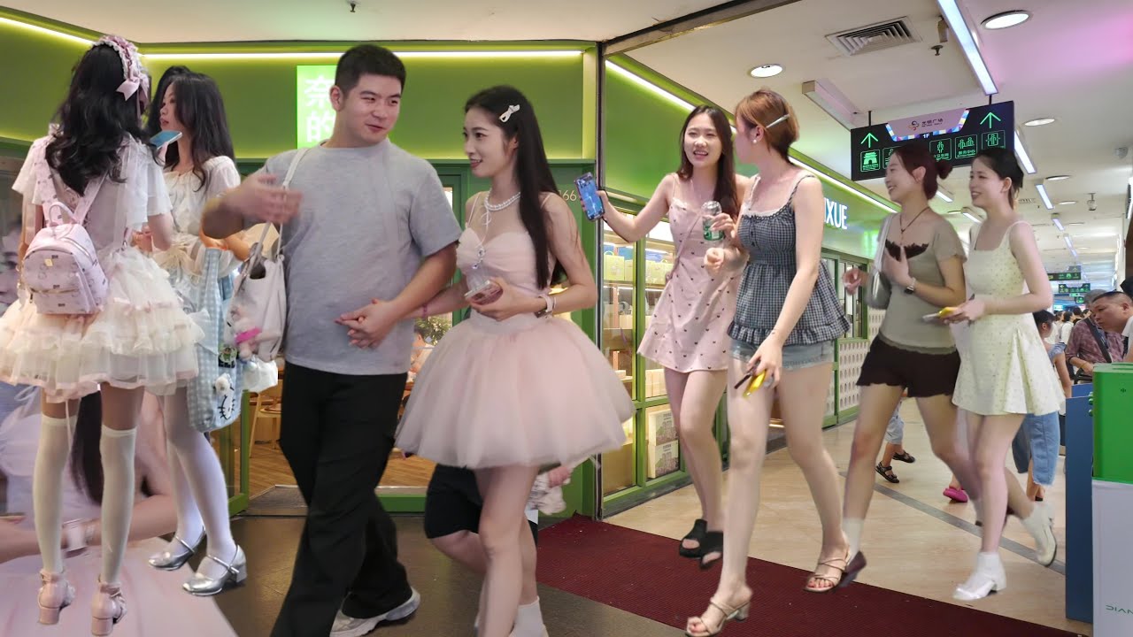 北京路街景 暑假学生妹比较多 CHINA WALK GUANGZHOU 4K HDR