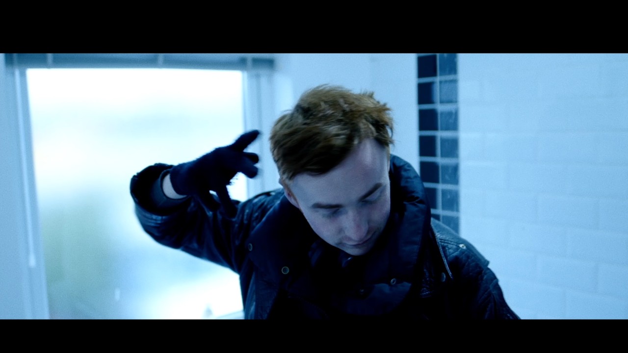 David Geraghty NORMAL TWO POINT ZERO auf YouTube ansehen David Geraghty NORMAL TWO POINT ZERO auf YouTube ansehen