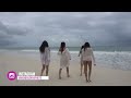 Natural Light Beach Photoshoot with 3 Models, Behind The Scenes