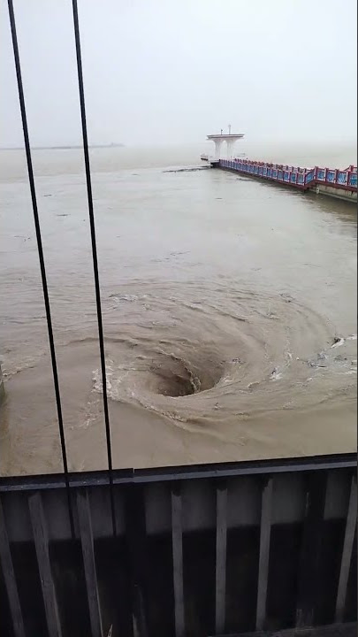 dangerous view#ghaghra river#shorts# viral#kheri