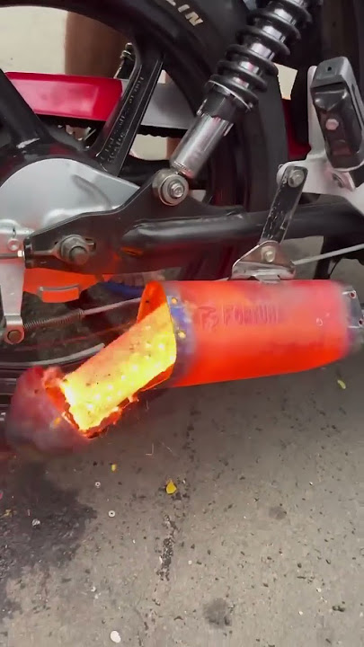 melting of silencer || very hot silencer|| #shorts #bike