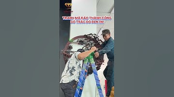 Treo tranh Mã Đáo Thành Công gỗ Trắc tại Vương Thao Center đợi cô chú qua thăm